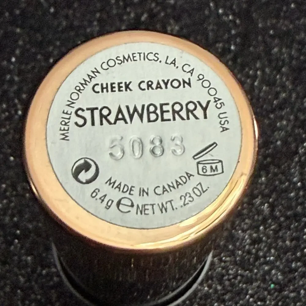 Merle Norman Cheek Crayon in STRAWBERRY NWOB